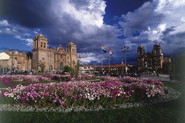 Catedral del Cusco y la Iglesia de la Compañía de Jesús.